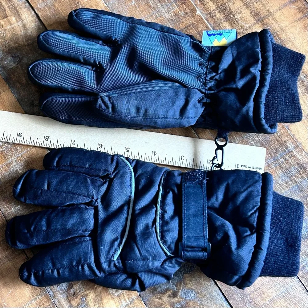 3M Thinsulate - Kids’ Snow Gloves (8-9 yr old)